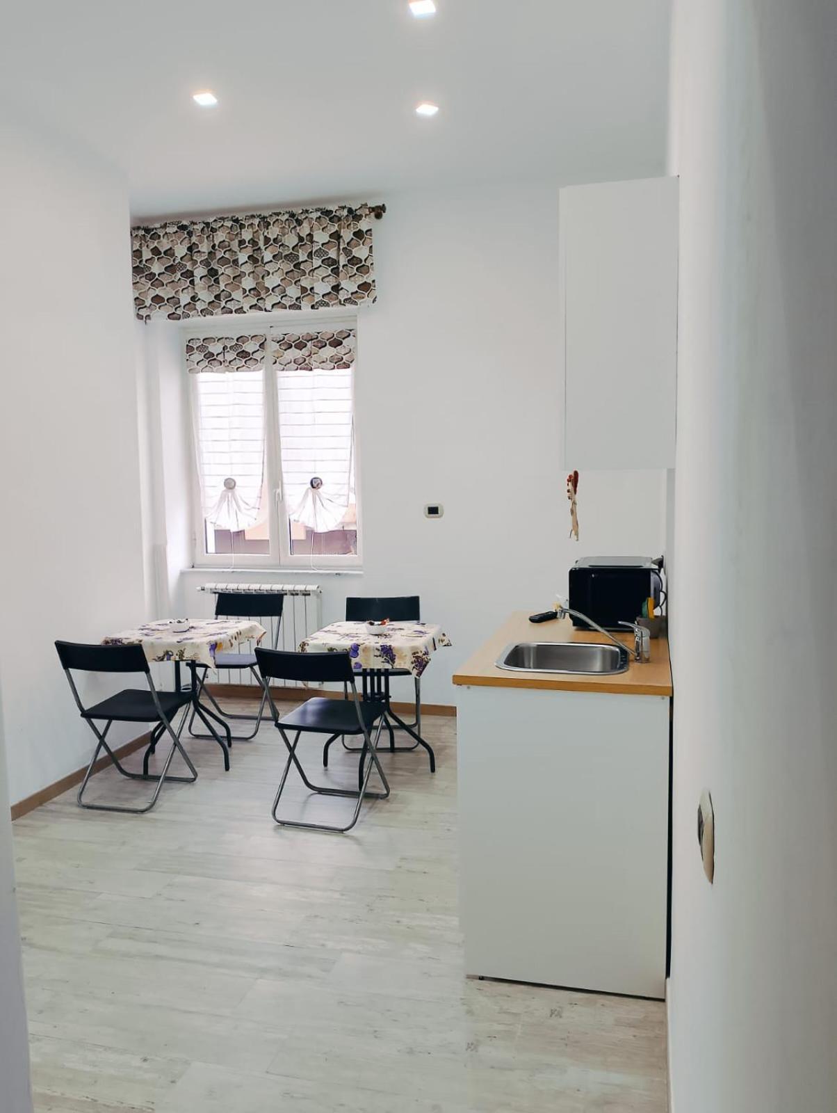 B&B Airport Serenity Suites Napoli Dış mekan fotoğraf